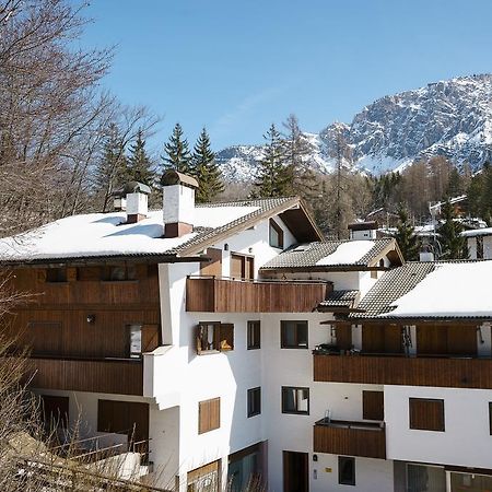 Villa Franchetti - Stayincortina Cortina dʼAmpezzo Exteriér fotografie